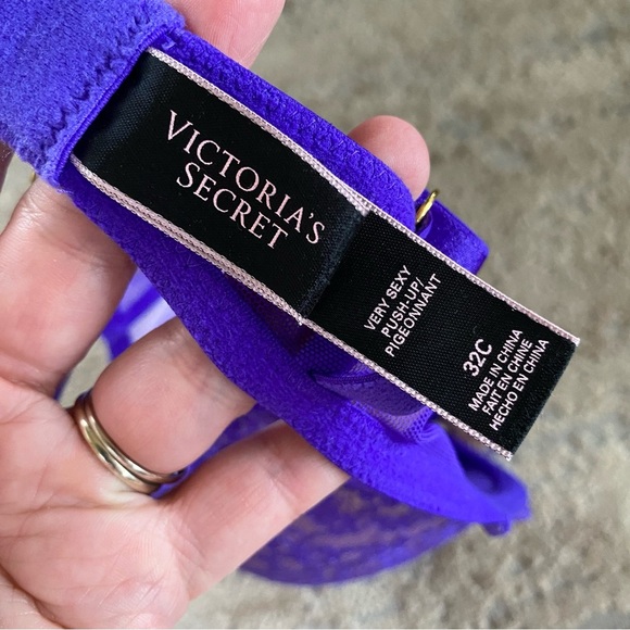 Victoria’s Secret Very Sexy Push Up Padded Underwired Opaque Bra Purple: 32C - Picture 6 of 7